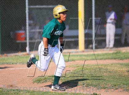 Thumbnail 2 in Kennedy vs. Sacramento photogallery.