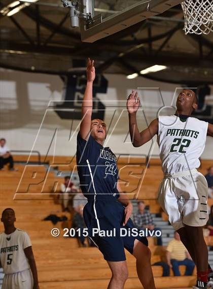 Thumbnail 3 in George Washington vs. Valor Christian (Columbine Classic) photogallery.