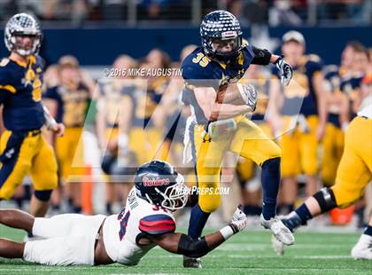 Thumbnail 3 in Highland Park vs. Ryan (UIL 5A D1 Semifinal) photogallery.