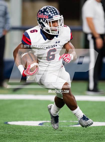 Thumbnail 1 in Highland Park vs. Ryan (UIL 5A D1 Semifinal) photogallery.