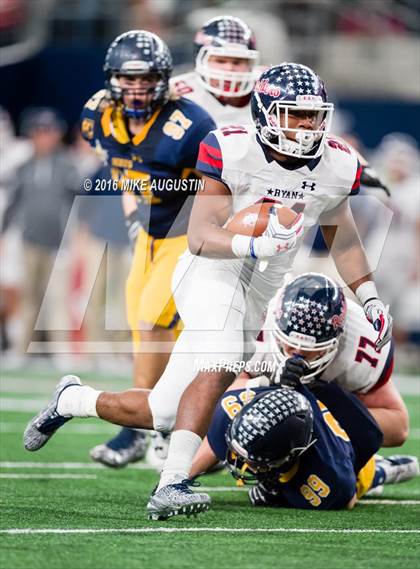 Thumbnail 1 in Highland Park vs. Ryan (UIL 5A D1 Semifinal) photogallery.