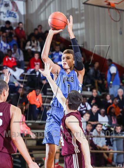 Thumbnail 2 in Plano West vs. Sunrise Christian Academy Elite (Elite 14 Tournament) photogallery.