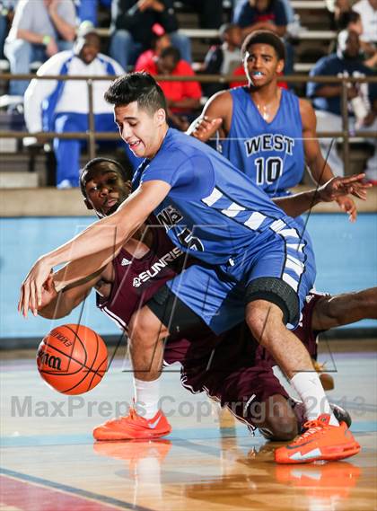 Thumbnail 2 in Plano West vs. Sunrise Christian Academy Elite (Elite 14 Tournament) photogallery.