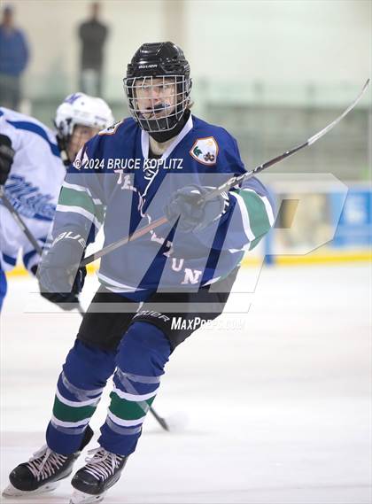 Thumbnail 2 in Millburn vs Nottingham photogallery.