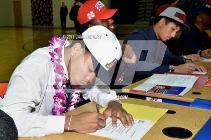 Thumbnail 3 in Bishop Gorman (National Signing Day) photogallery.
