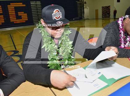 Thumbnail 1 in Bishop Gorman (National Signing Day) photogallery.