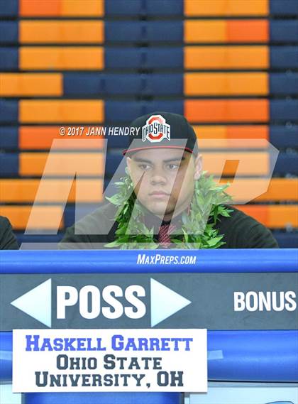 Thumbnail 2 in Bishop Gorman (National Signing Day) photogallery.