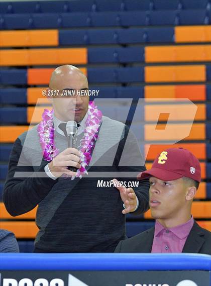 Thumbnail 1 in Bishop Gorman (National Signing Day) photogallery.