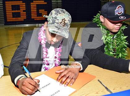 Thumbnail 3 in Bishop Gorman (National Signing Day) photogallery.