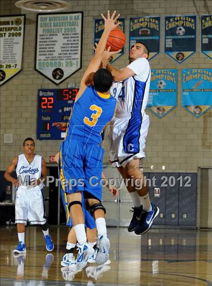 Thumbnail 3 in Bishop Amat vs. Chino (I Have A Dream Classic) photogallery.