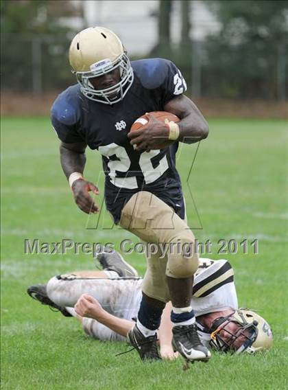Thumbnail 2 in Barlow @ Notre Dame-Fairfield photogallery.