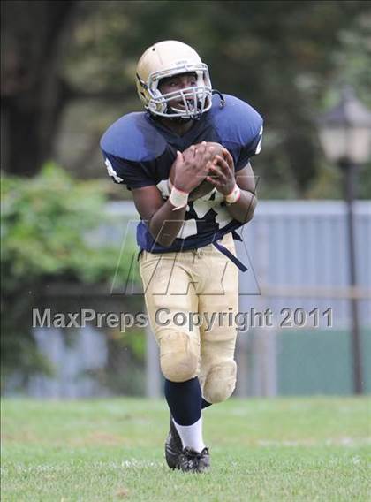 Thumbnail 3 in Barlow @ Notre Dame-Fairfield photogallery.