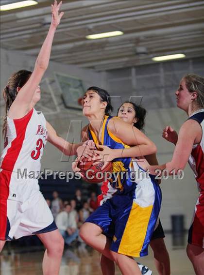 Thumbnail 2 in Prospect vs. Saratoga (Saratoga Shootout) photogallery.