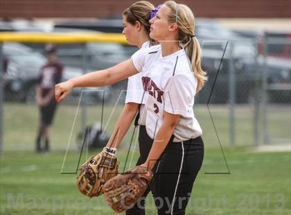 Thumbnail 1 in Mesquite @ Rowlett (UIL 5A Bi-District  Playoff) photogallery.