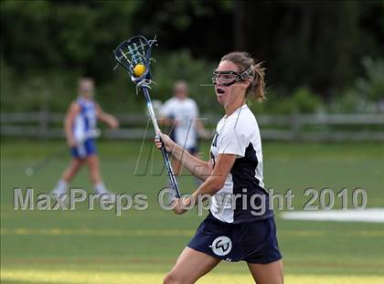 Thumbnail 3 in Wilton vs Ludlowe (FCIAC Quarterfinal) photogallery.