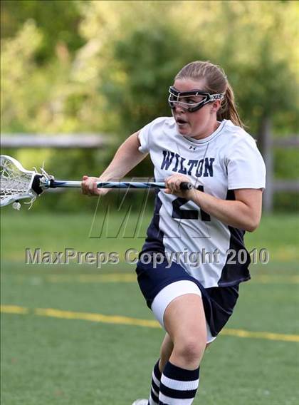 Thumbnail 3 in Wilton vs Ludlowe (FCIAC Quarterfinal) photogallery.