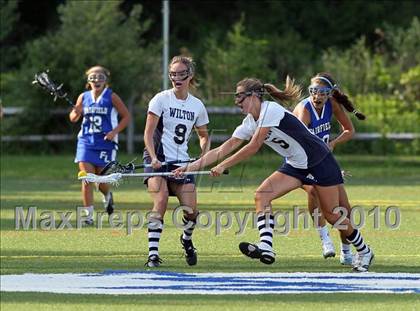 Thumbnail 3 in Wilton vs Ludlowe (FCIAC Quarterfinal) photogallery.