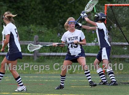 Thumbnail 3 in Wilton vs Ludlowe (FCIAC Quarterfinal) photogallery.