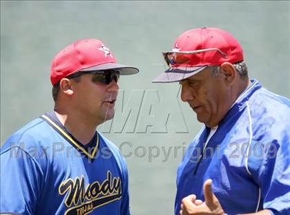 Thumbnail 1 in Texas High School Baseball Coaches Association All-Stars 4A-5A photogallery.
