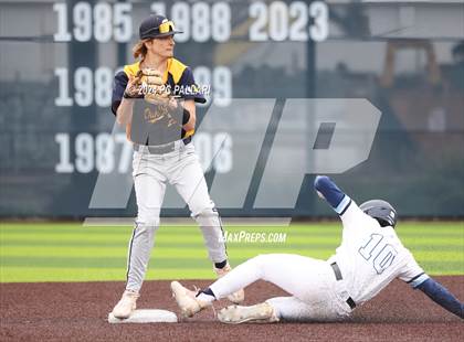 Thumbnail 2 in Oak Ridge @ Bellarmine photogallery.