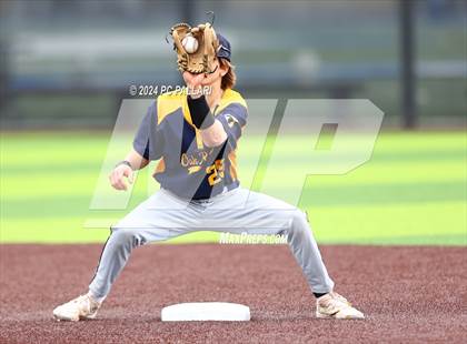 Thumbnail 1 in Oak Ridge @ Bellarmine photogallery.