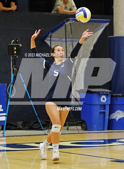 Thumbnail 1 in Campbell Hall @ Trabuco Hills (CIF SS D3 Second Round) photogallery.