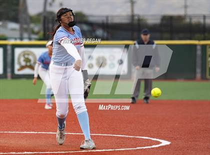 Thumbnail 2 in Notre Dame vs. Hillsdale (CCS D2 semifinal) photogallery.