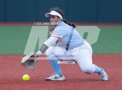 Thumbnail 2 in Notre Dame vs. Hillsdale (CCS D2 semifinal) photogallery.