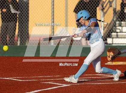 Thumbnail 1 in Notre Dame vs. Hillsdale (CIF CCS D2 Semifinal) photogallery.