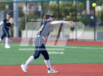 Thumbnail 2 in Notre Dame vs. Hillsdale (CIF CCS D2 Semifinal) photogallery.