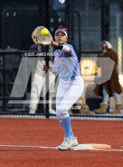 Thumbnail 2 in Notre Dame vs. Hillsdale (CCS D2 semifinal) photogallery.