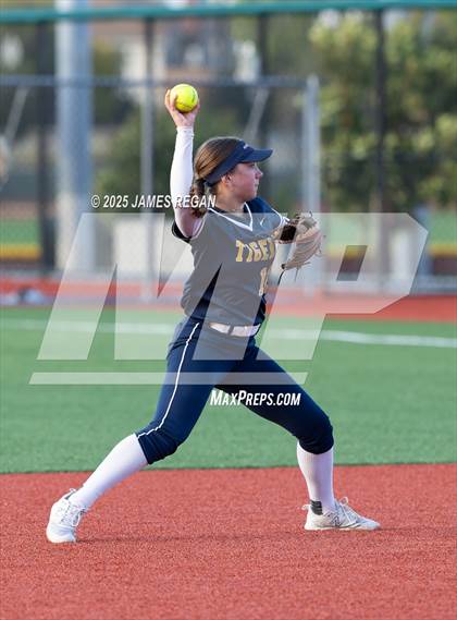 Thumbnail 1 in Notre Dame vs. Hillsdale (CCS D2 semifinal) photogallery.