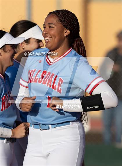Thumbnail 2 in Notre Dame vs. Hillsdale (CCS D2 semifinal) photogallery.