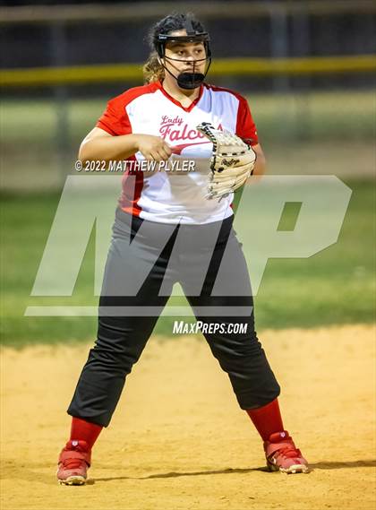 Thumbnail 2 in Terry Sanford @ Seventy-First photogallery.