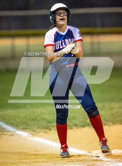 Thumbnail 3 in Terry Sanford @ Seventy-First photogallery.