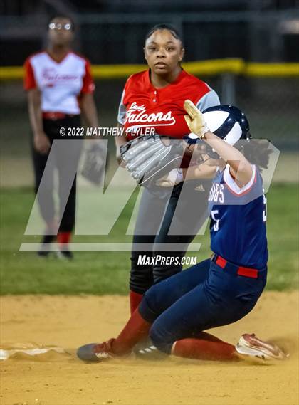 Thumbnail 1 in Terry Sanford @ Seventy-First photogallery.