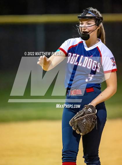 Thumbnail 2 in Terry Sanford @ Seventy-First photogallery.