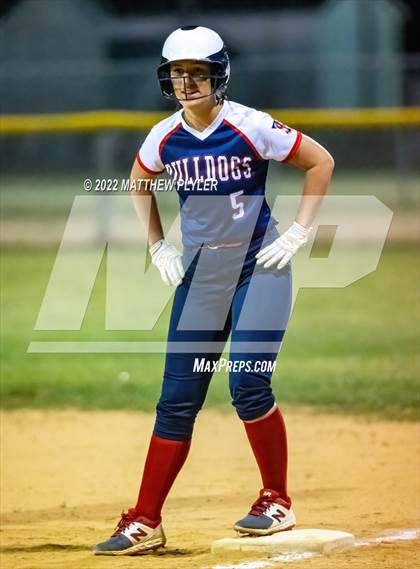 Thumbnail 1 in Terry Sanford @ Seventy-First photogallery.