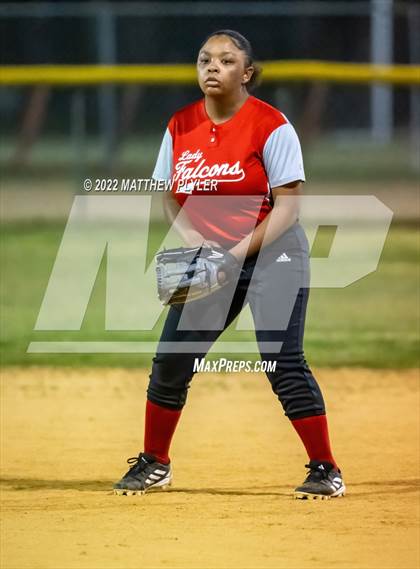 Thumbnail 2 in Terry Sanford @ Seventy-First photogallery.