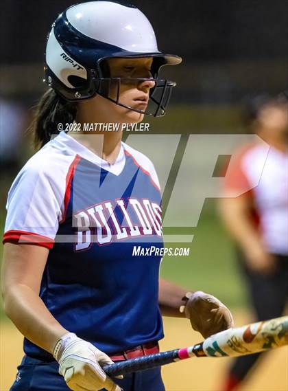 Thumbnail 2 in Terry Sanford @ Seventy-First photogallery.