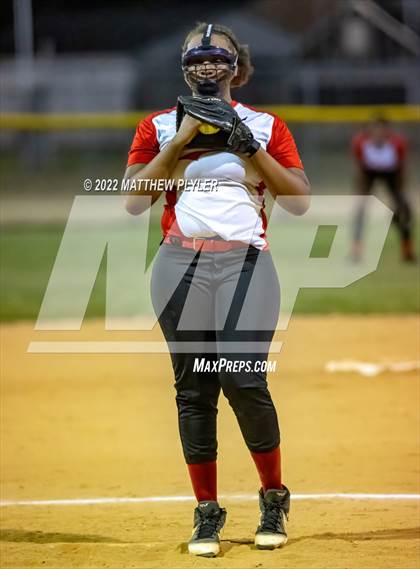 Thumbnail 3 in Terry Sanford @ Seventy-First photogallery.