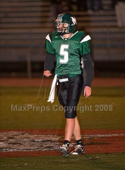 Thumbnail 3 in Framingham vs Marshfield (MIAA Division 1A East  Semifinal) photogallery.