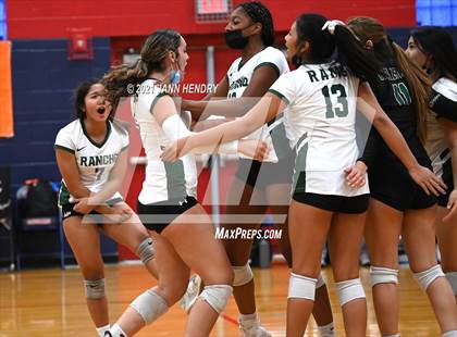Thumbnail 1 in Timpview vs. Rancho (Durango Fall Classic) photogallery.