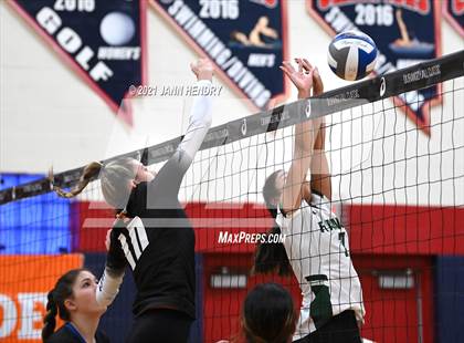 Thumbnail 2 in Timpview vs. Rancho (Durango Fall Classic) photogallery.