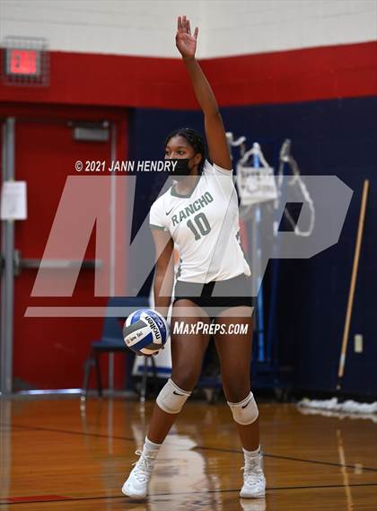 Thumbnail 2 in Timpview vs. Rancho (Durango Fall Classic) photogallery.