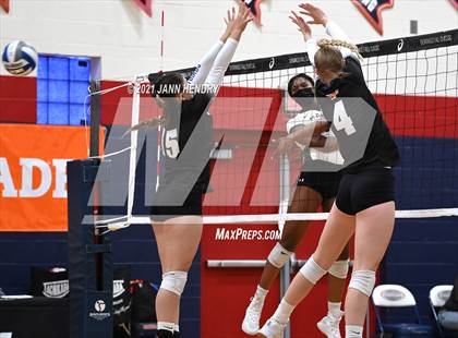 Thumbnail 1 in Timpview vs. Rancho (Durango Fall Classic) photogallery.