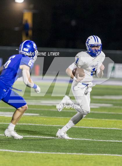 Thumbnail 2 in Highlands @ Covington Catholic (KHSAA Commonwealth Gridiron Bowl)  photogallery.
