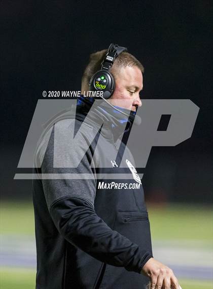 Thumbnail 3 in Highlands @ Covington Catholic (KHSAA Commonwealth Gridiron Bowl)  photogallery.