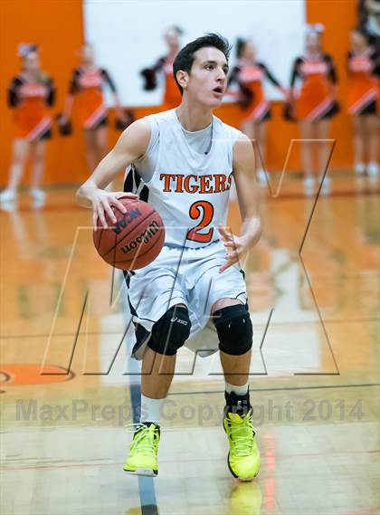 Thumbnail 3 in Roseville vs Del Oro photogallery.