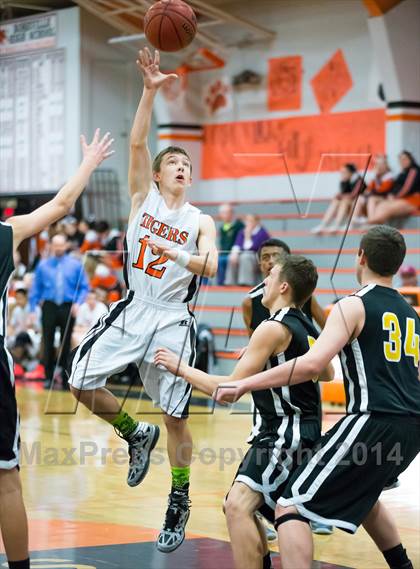 Thumbnail 3 in Roseville vs Del Oro photogallery.